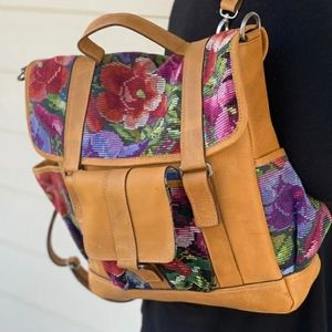 LEATHER AND WIPIL CONVERTIBLE BACKPACK